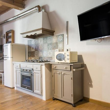 Altido Gorgeous Apt For 6 In The Historical Pisa Center Exterior foto