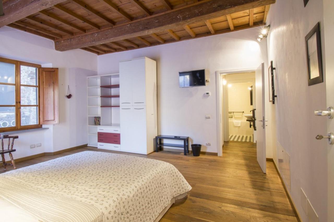 Altido Gorgeous Apt For 6 In The Historical Pisa Center Exterior foto